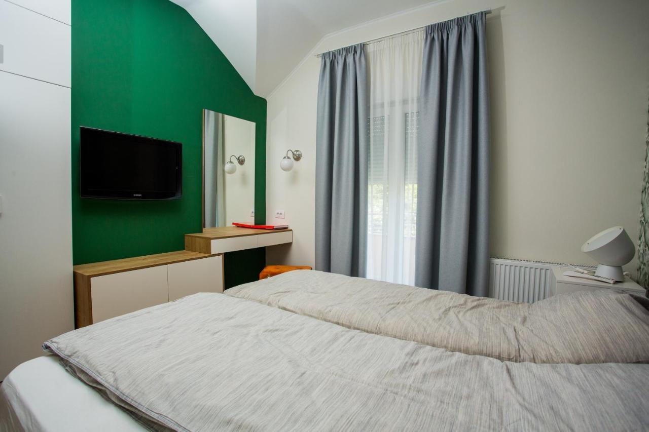 Apartman Zeka Paragvajac Apartamento Subotica Exterior foto